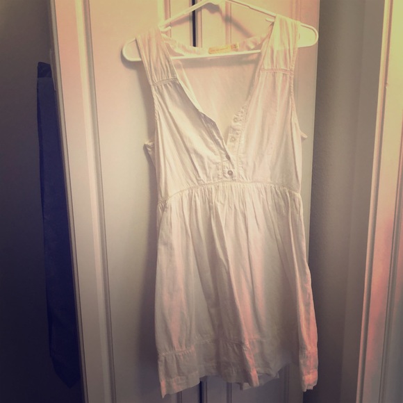 Short white cotton dress - Picture 1 of 6